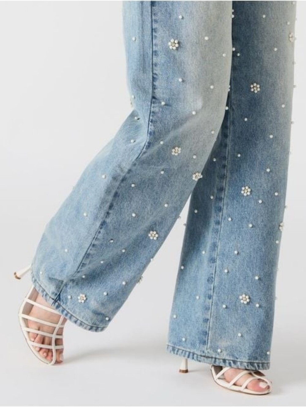 Fianna Barrel Leg Pearl Rhinestone Jeweled Studded Embellished Denim Jeans 27 - Picture 3 of 8